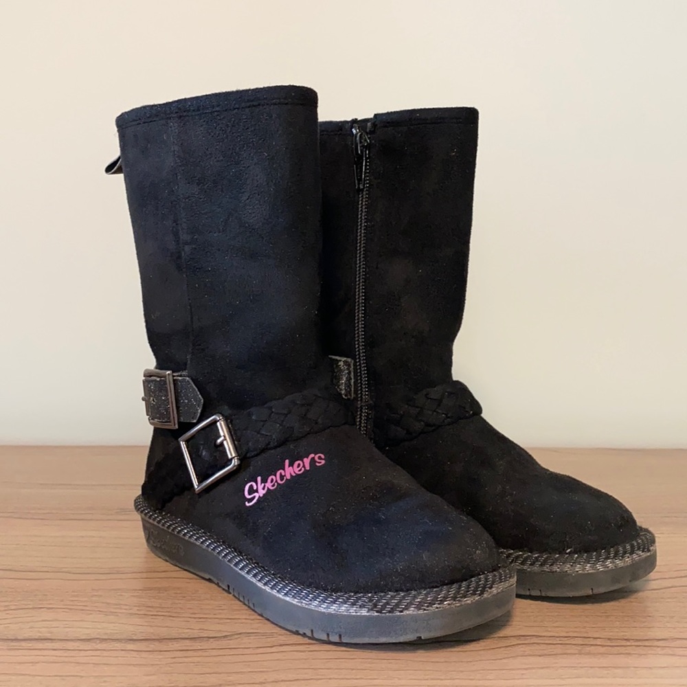 Sketchers black suede boots